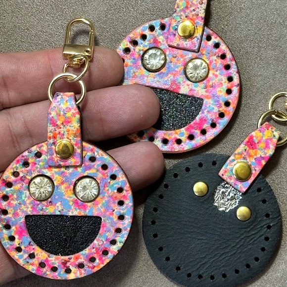 smile! bag charm - Picture 3 of 4